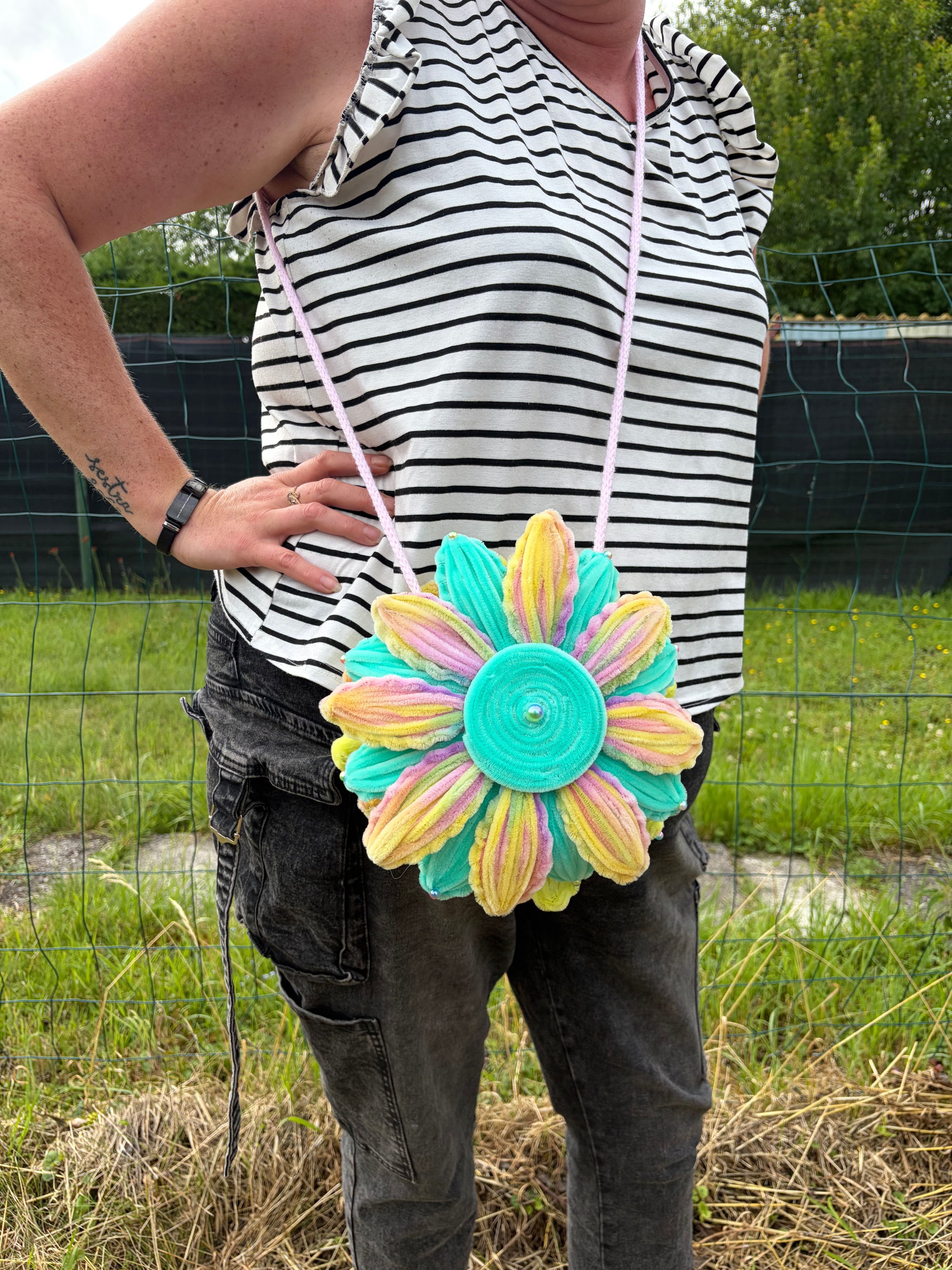 Sac en forme de fleur ( temps de confection 3 jours )