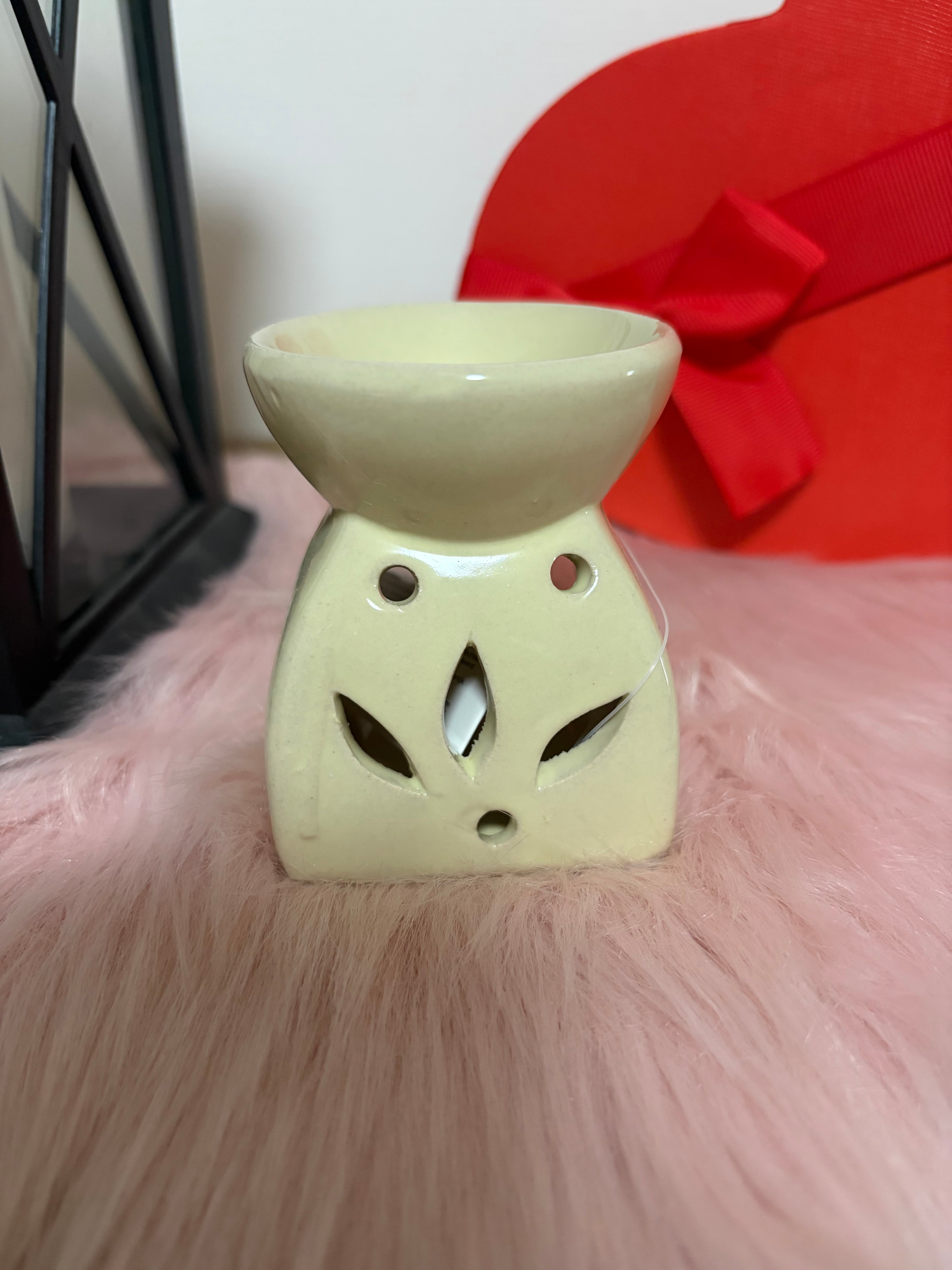 Brûleur motif couleur crème